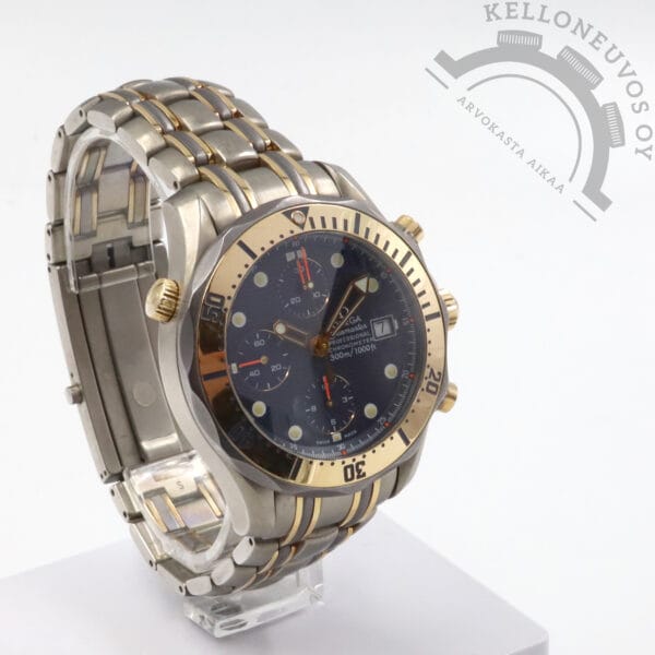 Omega Seamaster Professional Diver 300M Chronograph Titanium/Tantalum/Rose Gold - Image 3