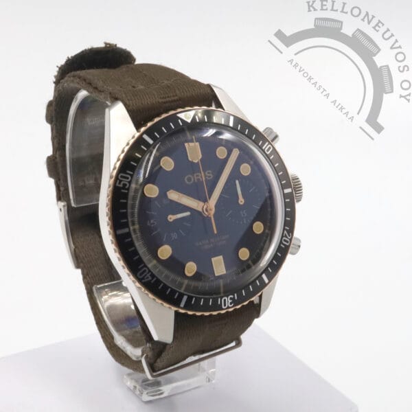 Oris Divers Sixty-Five Chronograph - Image 3