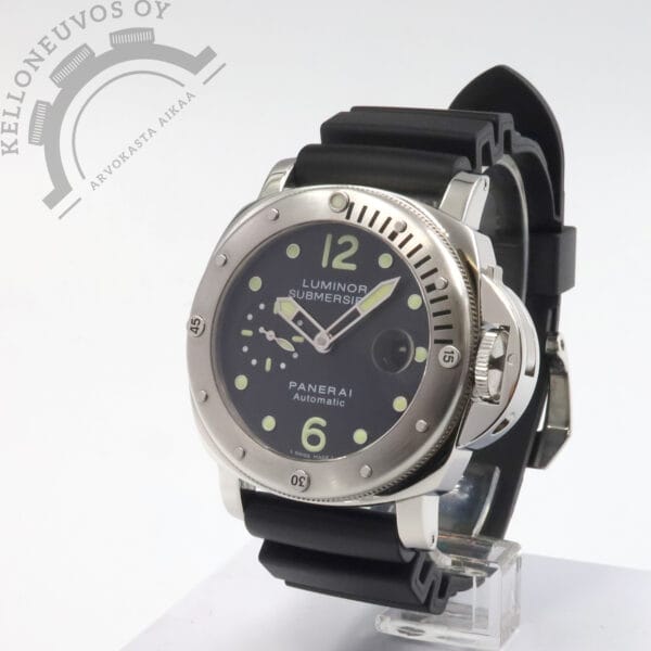 Panerai Luminor Submersible 44mm PAM00024 - Image 2