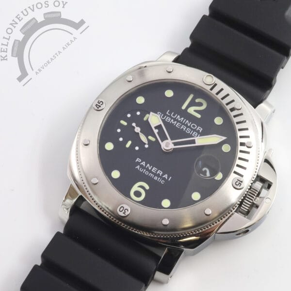 Panerai Luminor Submersible 44mm PAM00024 - Image 5