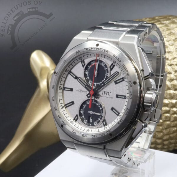IWC Ingenieur Chronograph Silver Arrow - Image 2