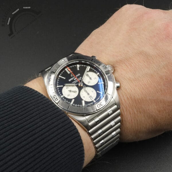 Breitling Chronomat B01 42 - Image 6