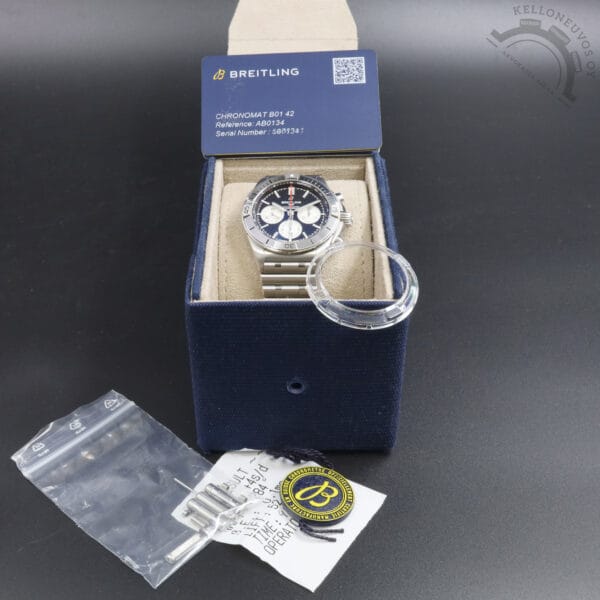 Breitling Chronomat B01 42 - Image 7