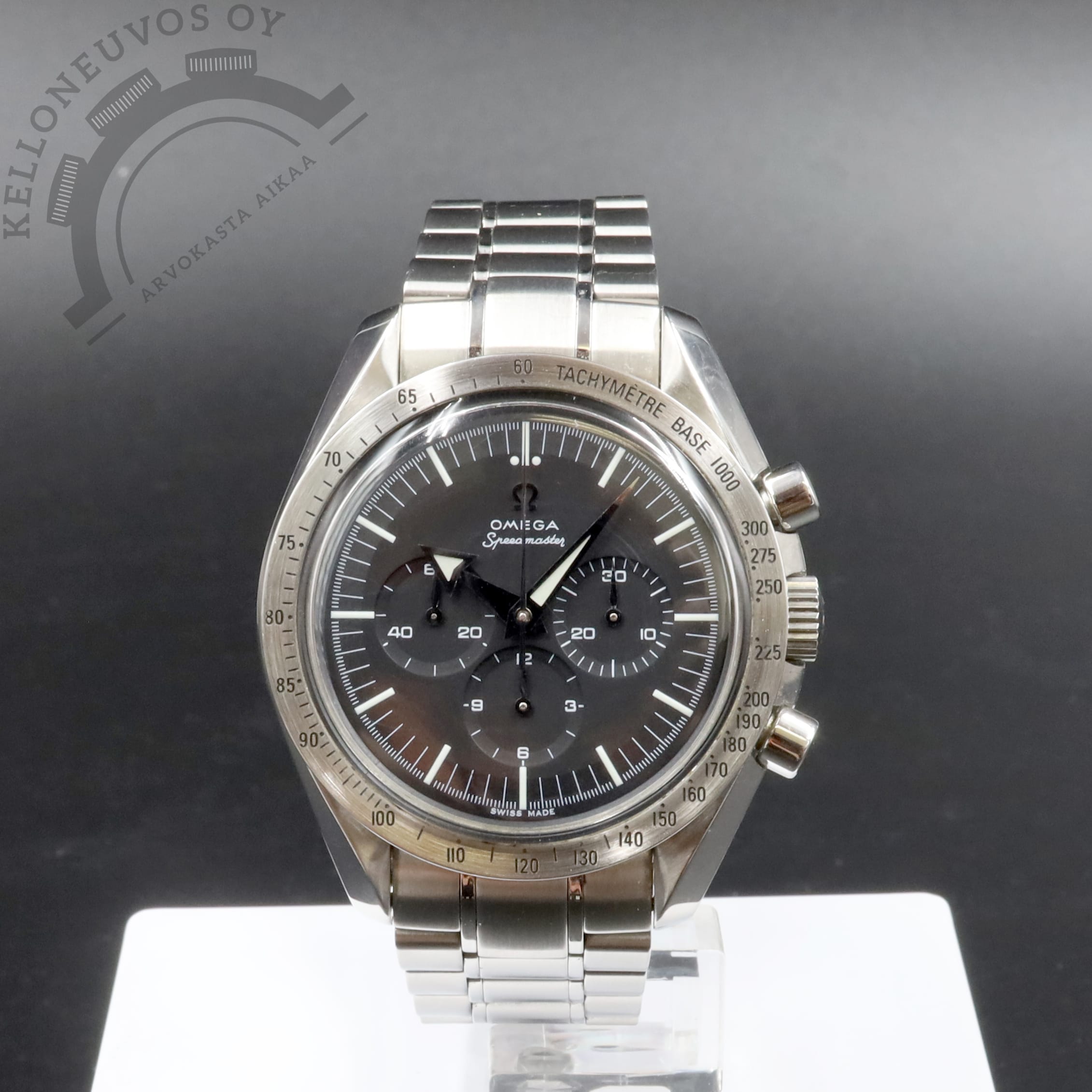 Omega Speedmaster Broad Arrow 42mm - Kelloneuvos Oy
