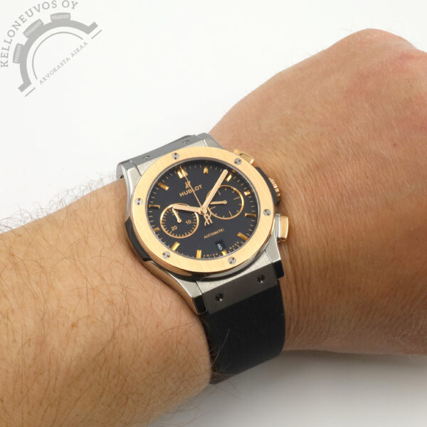 Hublot Classic Fusion Chronograph Titanium King Gold 42mm - Image 6