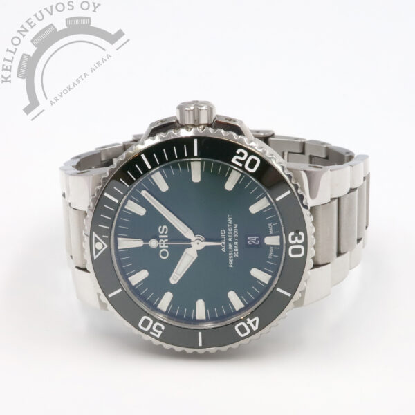 Oris Aquis Date Green