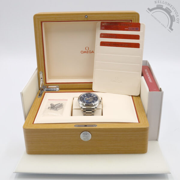 Omega Seamaster Aqua Terra 150M Worldtimer - Image 7