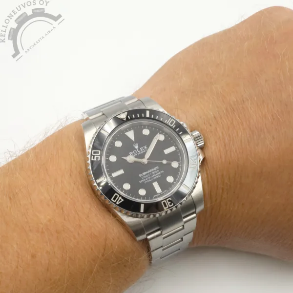 Rolex Submariner No Date 114060 - Image 6