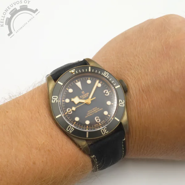 Tudor Black Bay Bronze - Image 6