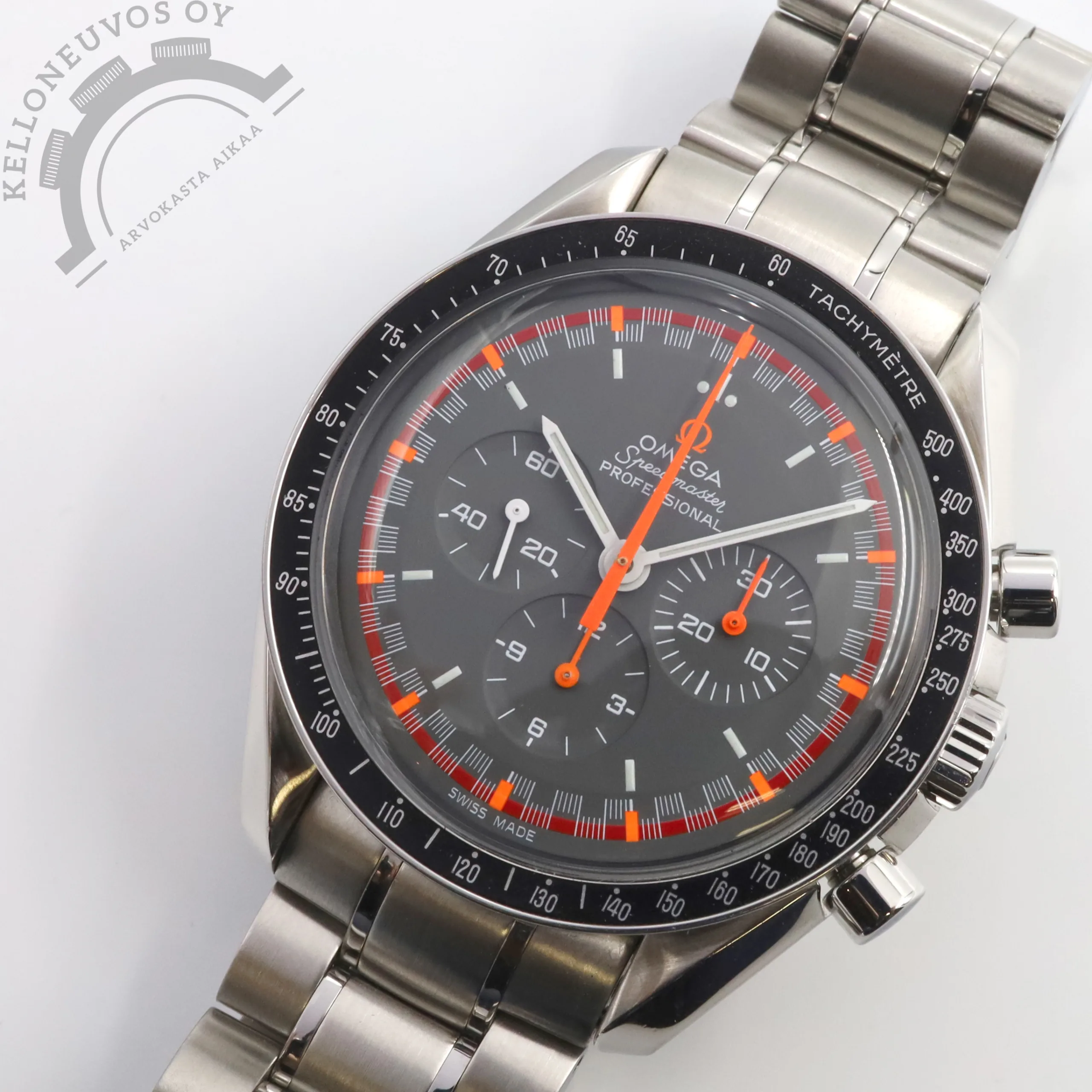 Arvokello Omega Speedmaster Professional "Japan Racing" 5 Arvokello Omega Speedmaster Professional "Japan Racing" - Image 5