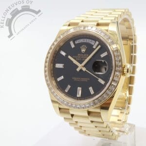 Rolex Day-Date 40 Yellow Gold and Diamonds (Ref. 228398TBR) - kuva 2